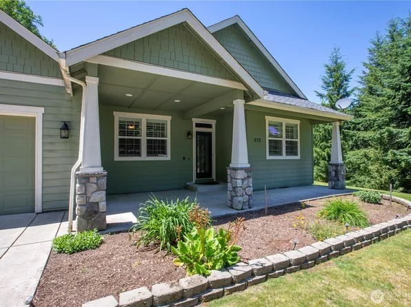 272 Trout Lakes Road, Castle Rock, WA 98611