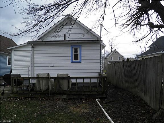 2nd image of 310 W 23rd St