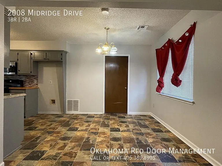 2008 Midridge Dr — Photo 14