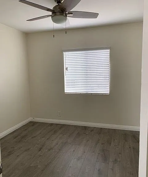 10700 Francis Pl #8 — Photo 7