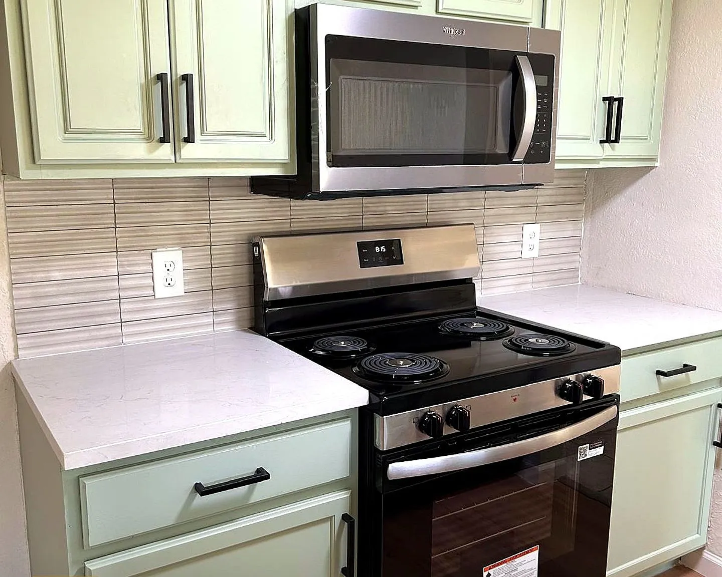 2124 Burton Dr #102 — Photo 4
