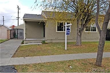 3rd image of 7446 Lemoran Ave