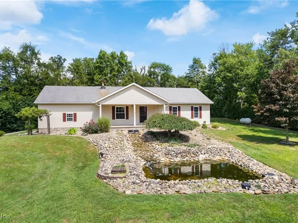 9375 Ridge Rd SE, Uhrichsville, OH 44683