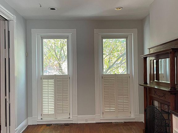 4th image of 8 N Plum St