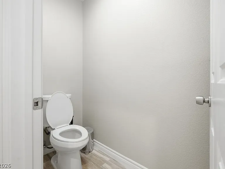 1812 Snow Spring Ln — Photo 26