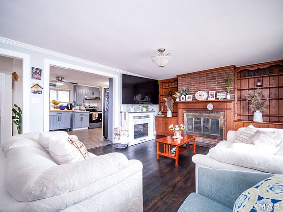 3rd image of 147 Funston Avenue