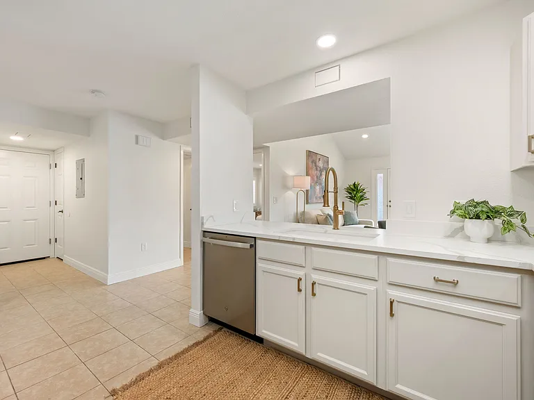 1020 Rolland Moore Dr #2D — Photo 16
