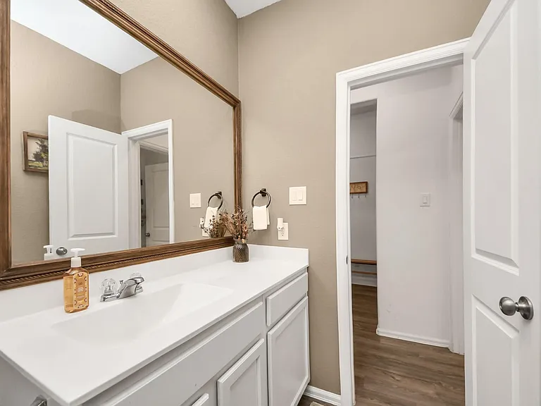 2835 Mistygate Ct — Photo 27