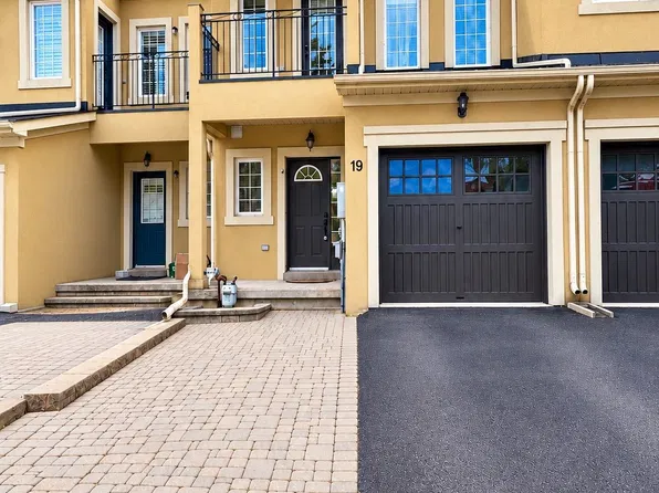 19 Rustic Ave, Richmond Hill, ON L4S 2R8