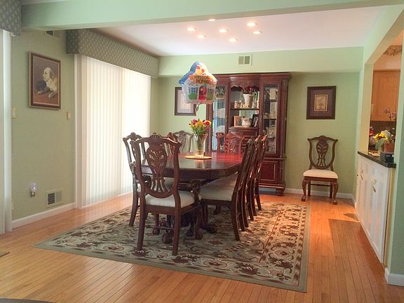 5th image of 119 Terrace Ct