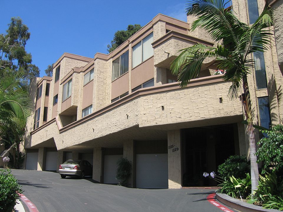 2nd image of 1117 Via Las Cumbres