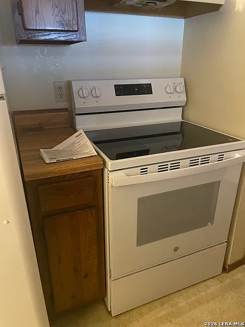 2 bed, 2.5 bath, 1080 sqft, $1,100 — Photo 3