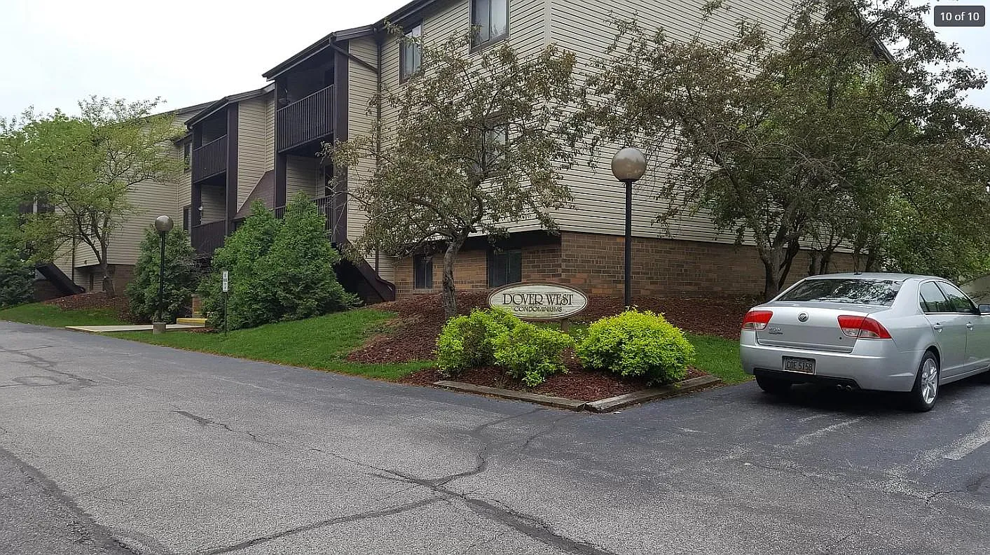 2 bed, 814 sqft, $1,395 — Photo 1