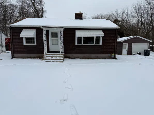 216 N Kelly St, Hobart, IN 46342