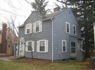 21 Collins St, Worcester, MA 01606
