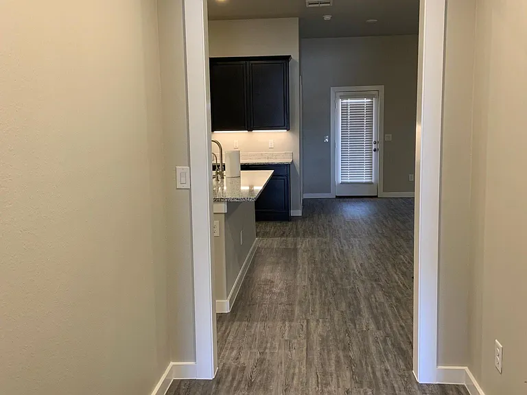 3608 Valencia Ave — Photo 2