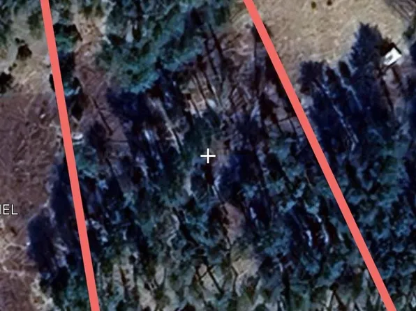 Eagles Nest Ln, Iron River, MI 49935