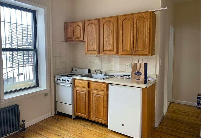 1st image of 32-41 Steinway St #B3