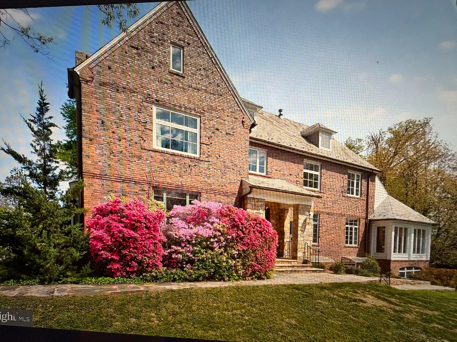 5553 Little Falls Road — Photo 3