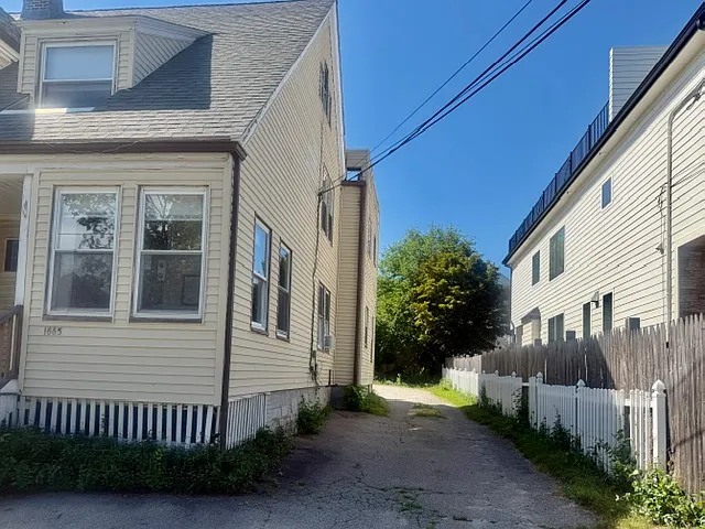 1665 Centre St #2 — Photo 16