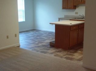 404 White Pond Dr APT A, Akron, OH 44320