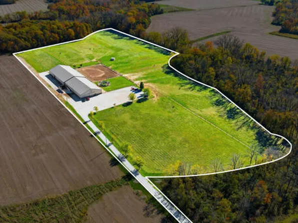 9711 Spiker Rd, Piqua, OH 45356