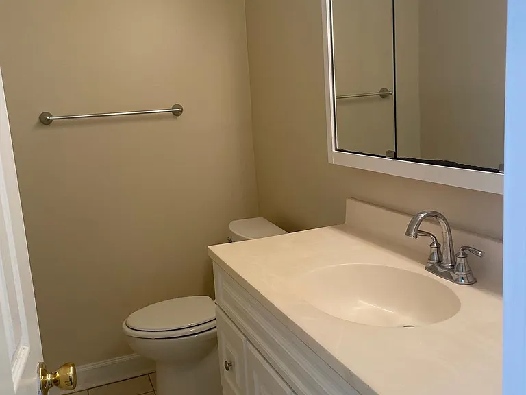 5102 Glassmanor Dr — Photo 20