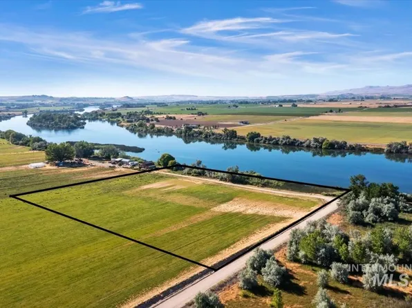 Fran Ln, Wilder, ID 83676