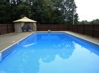 71101 Kline Rd, Niles, MI 49120