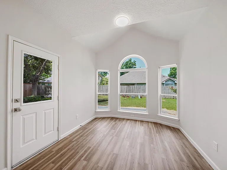 506 Marathon Pl — Photo 26