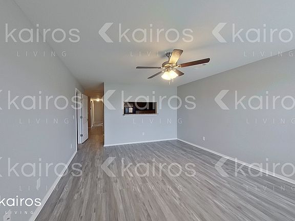 2nd image of 5003 E Thomas St #B