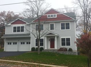 46 Hamilton St, Madison, NJ 07940