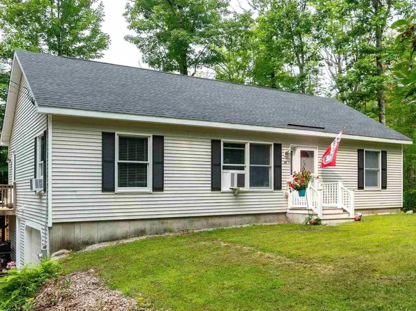 10 Huttwil Drive, Madison, NH 03849