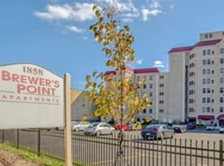 Brewers Point Apartments, Milwaukee, WI 53212