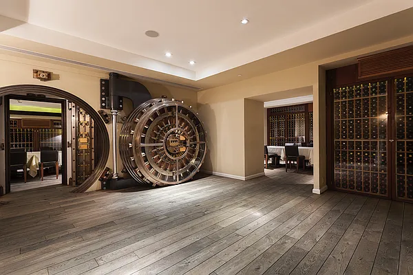 Rented by AA Management | media 17