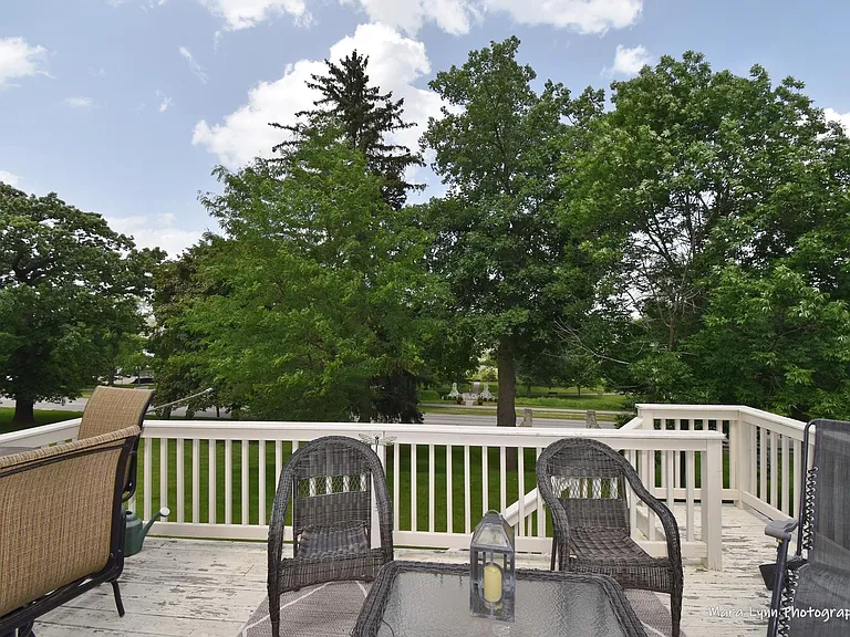 718 Viewpointe Dr — Photo 32