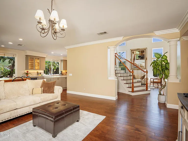 1004 Lambourne Pl — Photo 11