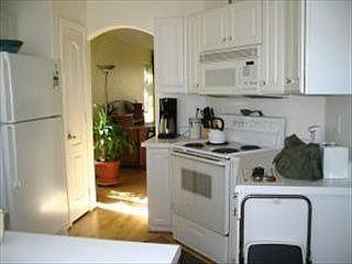 2nd image of 1128 S Keystone Ave