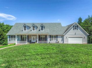 5617 Eagles Valley E, House Springs, MO 63051