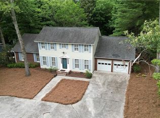 2218 Peeler Rd, Dunwoody, GA 30338