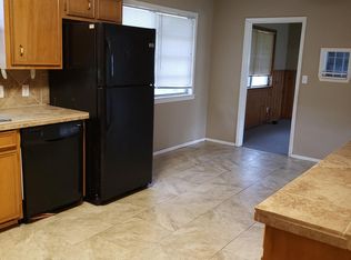 3622 Avenue E, Nederland, TX 77627