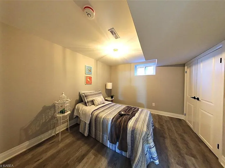 38 Ruskin St #2 — Photo 6