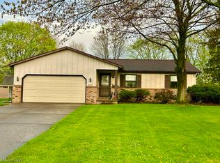 6633 Allandale Dr, Amherst, OH 44001