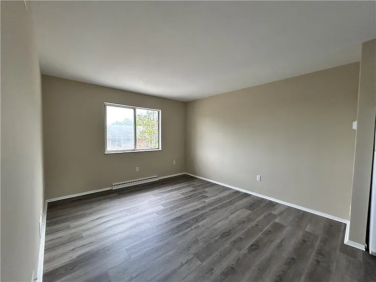 108 Cunningham Ln #D5 — Photo 5