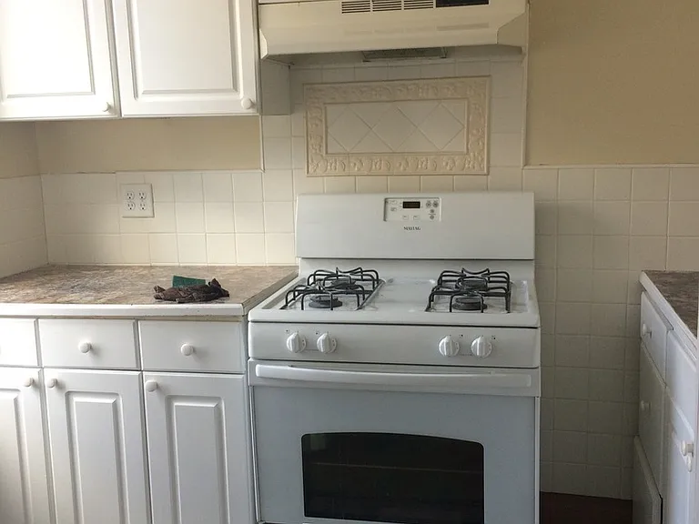 72 Greenbush St — Photo 4