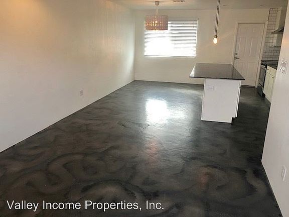 3rd image of 3212 N 37th St APT 01