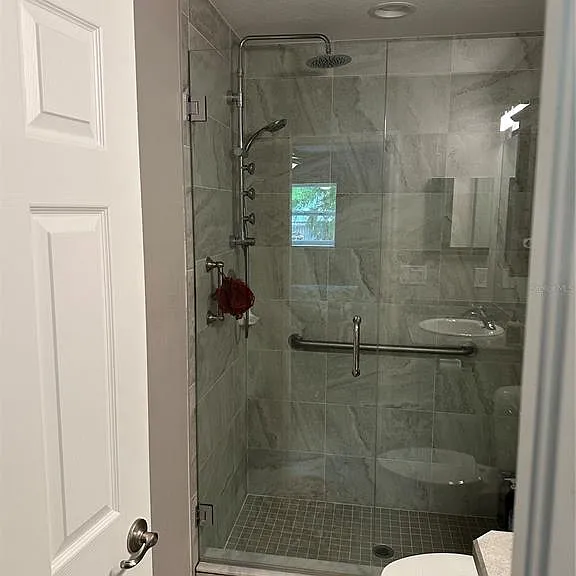 1119 Beverly Ave — Photo 17