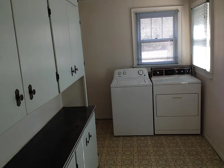 washer and dryer_02232019