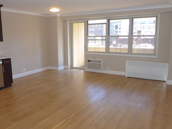 2nd image of 40 Harrison St APT 9h
