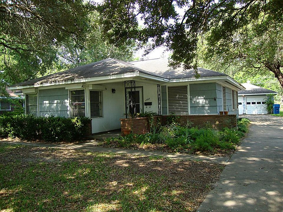 1st image of 1503 Brazos Ave